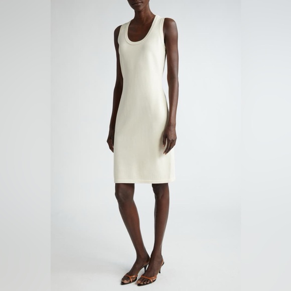 St. John Santiago Knit Scoop Neck Sleeveless Dress - Picture 1 of 8